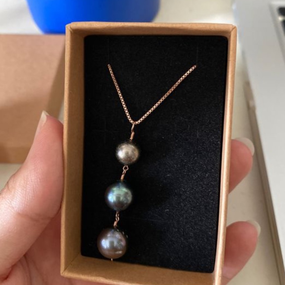 Fresh water pearl drop necklace
